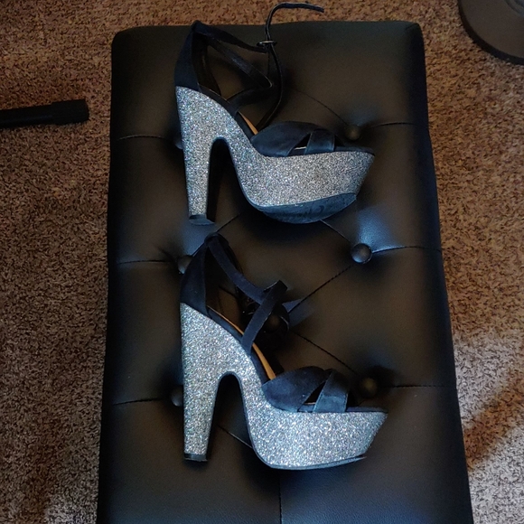 Gianni Bini Shoes - Giani Bini heels
